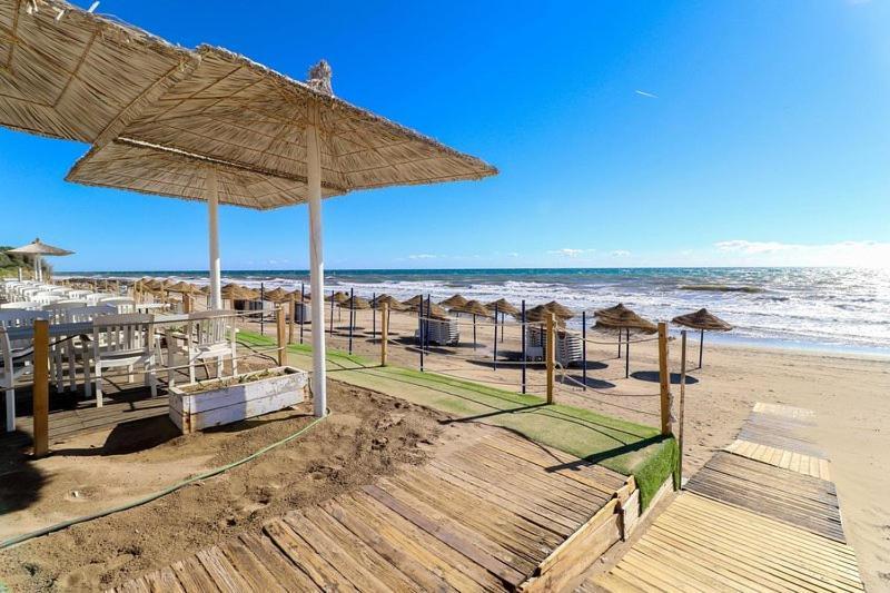 Oleholidays 526 Romana Playa Vistas Al Mar Марбеля Екстериор снимка